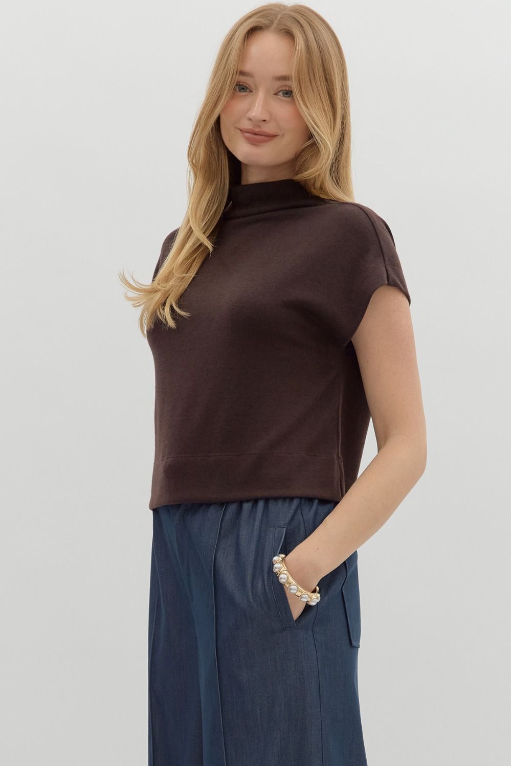 Entro Brown Short Sleeve Sweater