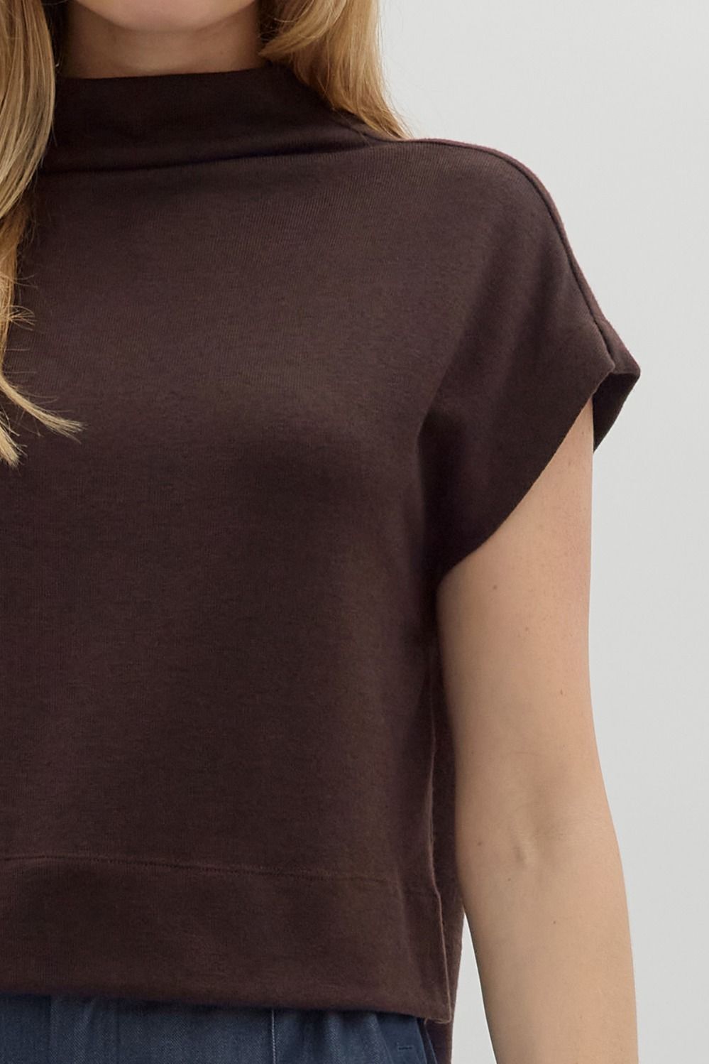 Entro Brown Short Sleeve Sweater