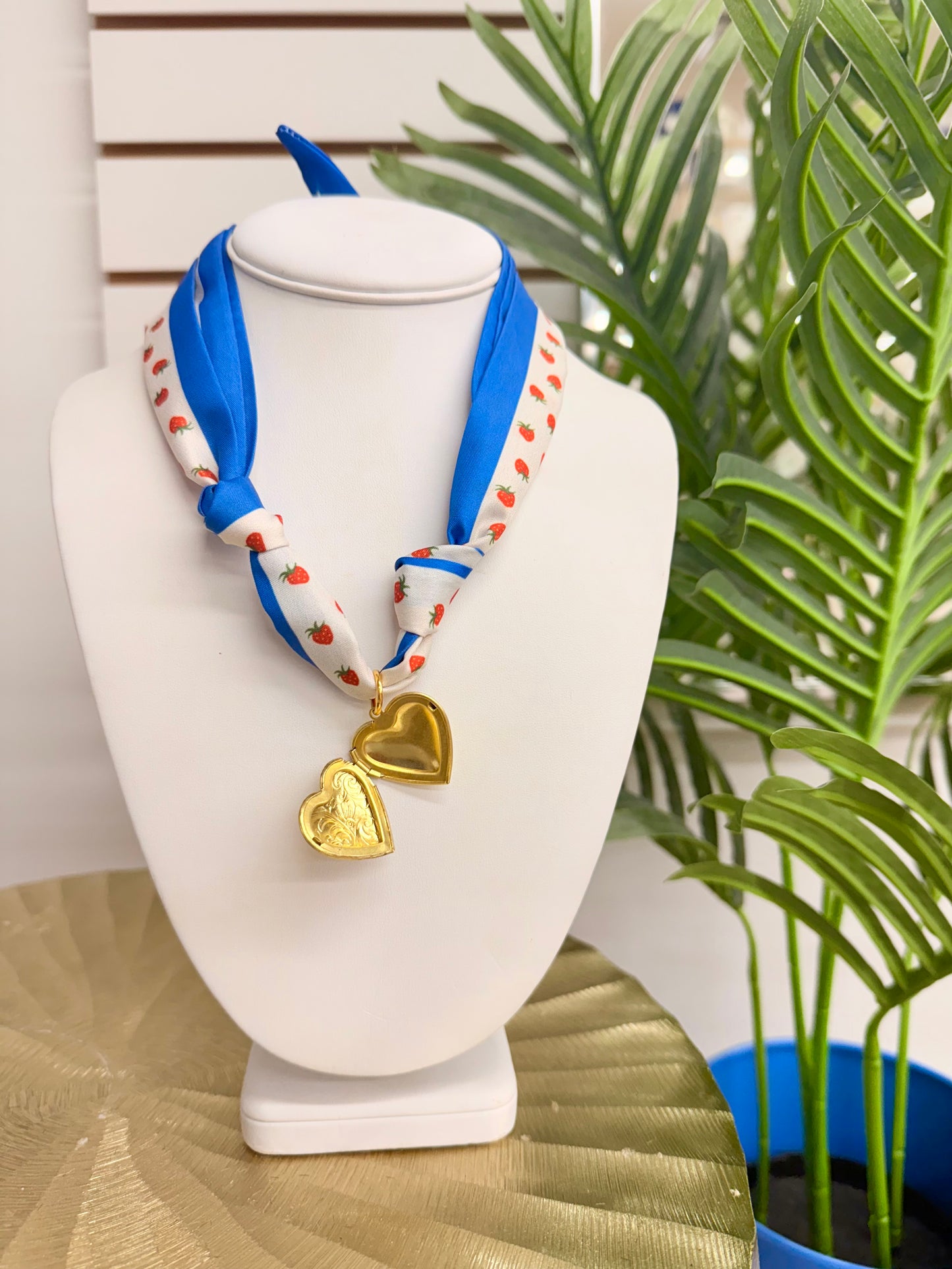 Freely Cece Scarf Necklaces