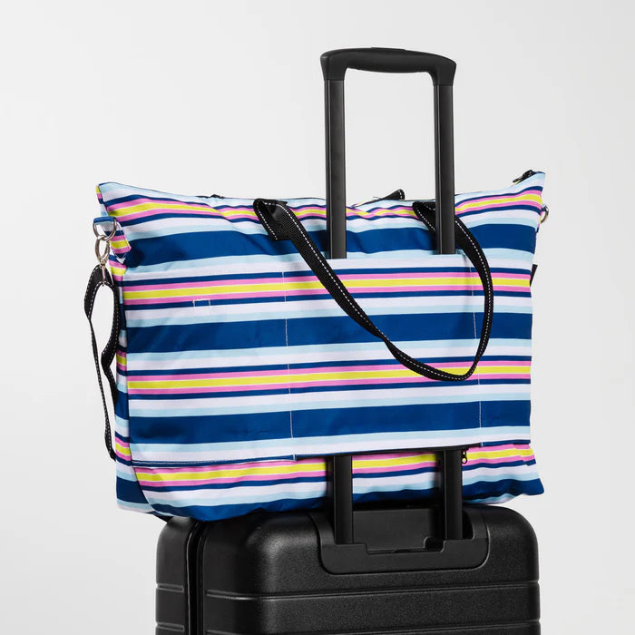 Fall In Line Scout Overpacker - Large