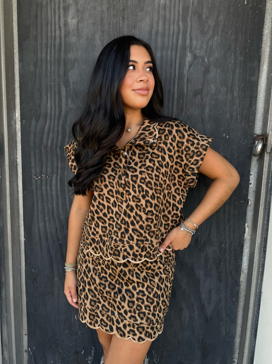 Raven Scallop Top