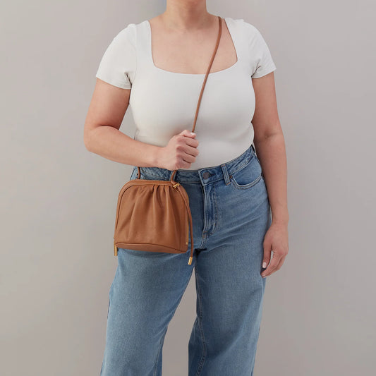 Hobo Isabelle Crossbody Timber Brown