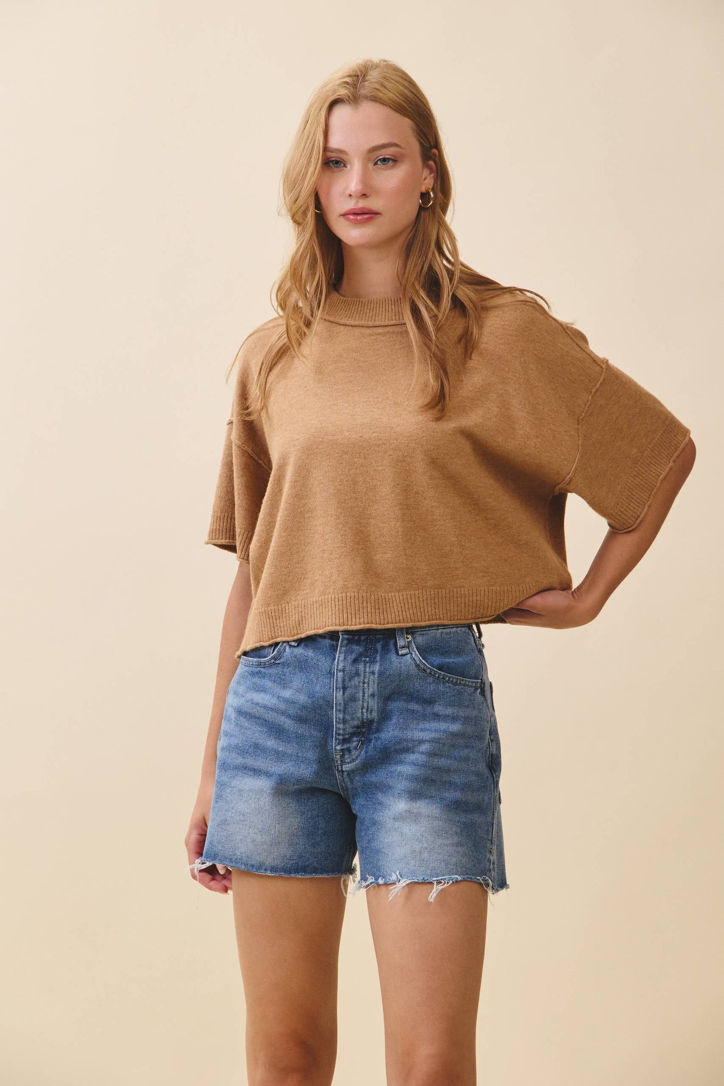 Cropped Short Slv Sweater Camel