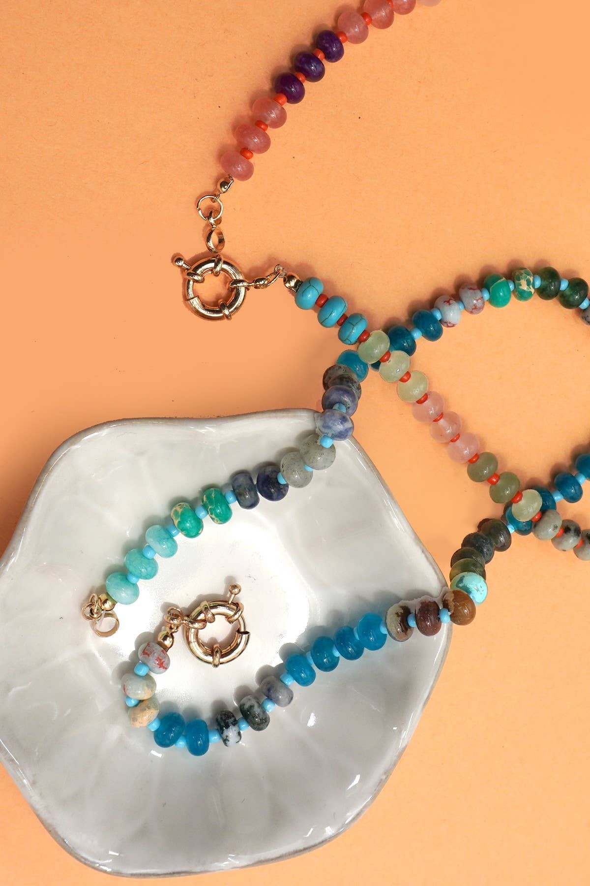 NATURAL STONE CHARM  SPRING CLASP BEADED NECKLACE | 40NK9467: B