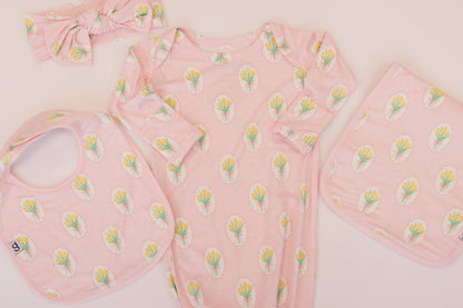 Fancy Tulips (Cottage Pink) Bib Set