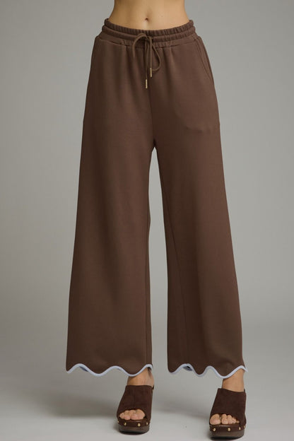 Entro Brown with Blue Trim Set