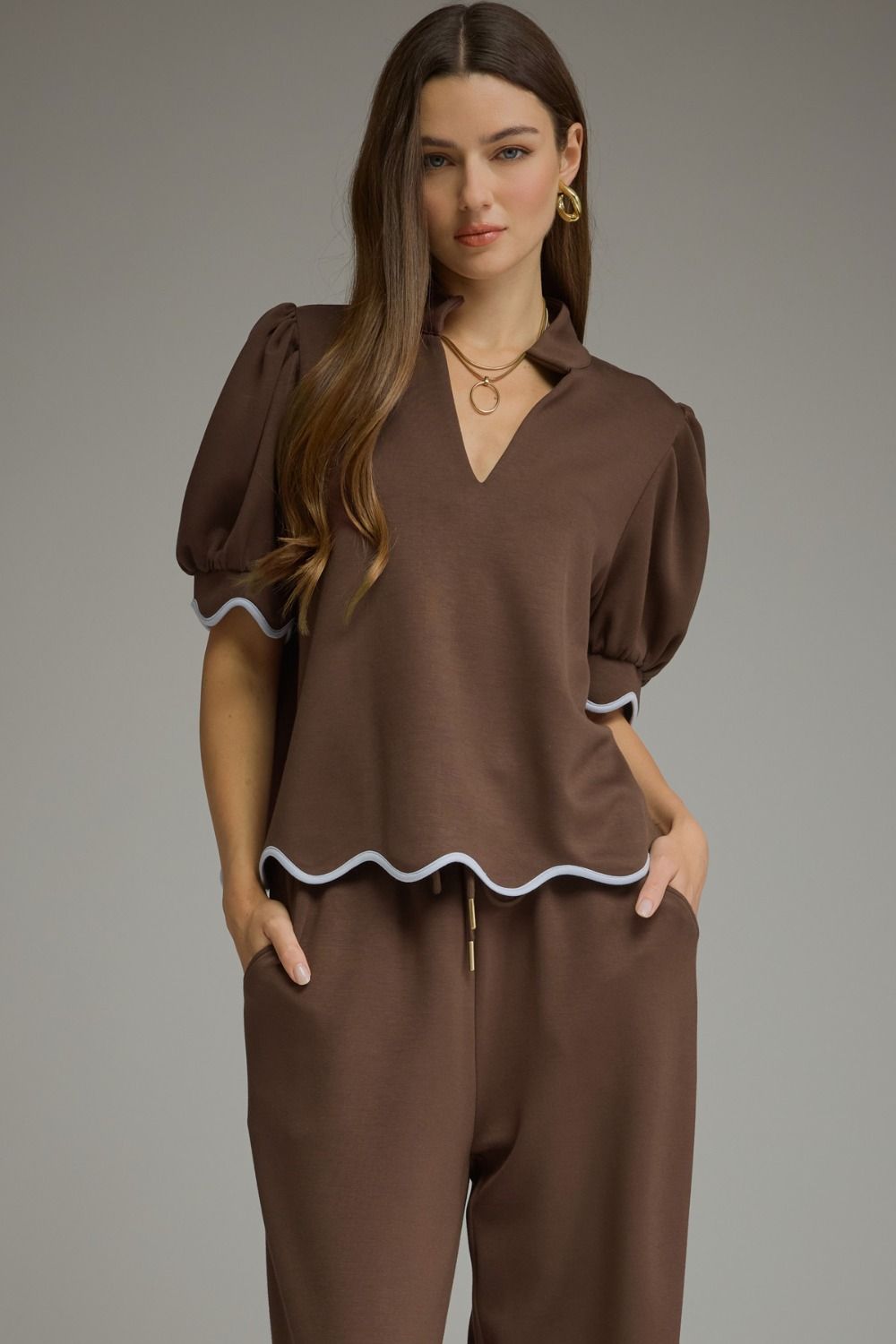 Entro Brown with Blue Trim Set